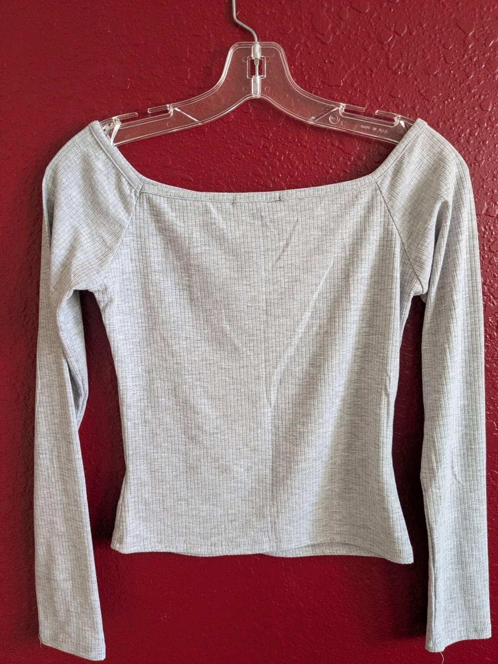 Ambiance Essential Light Gray Ribbed Button-Front Long Sleeve Top Size S - Picture 3 of 5